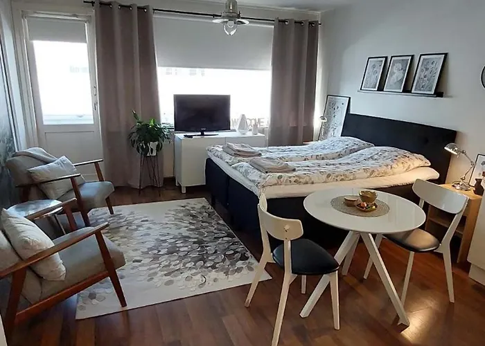 Scandinavian Home, Free Parking